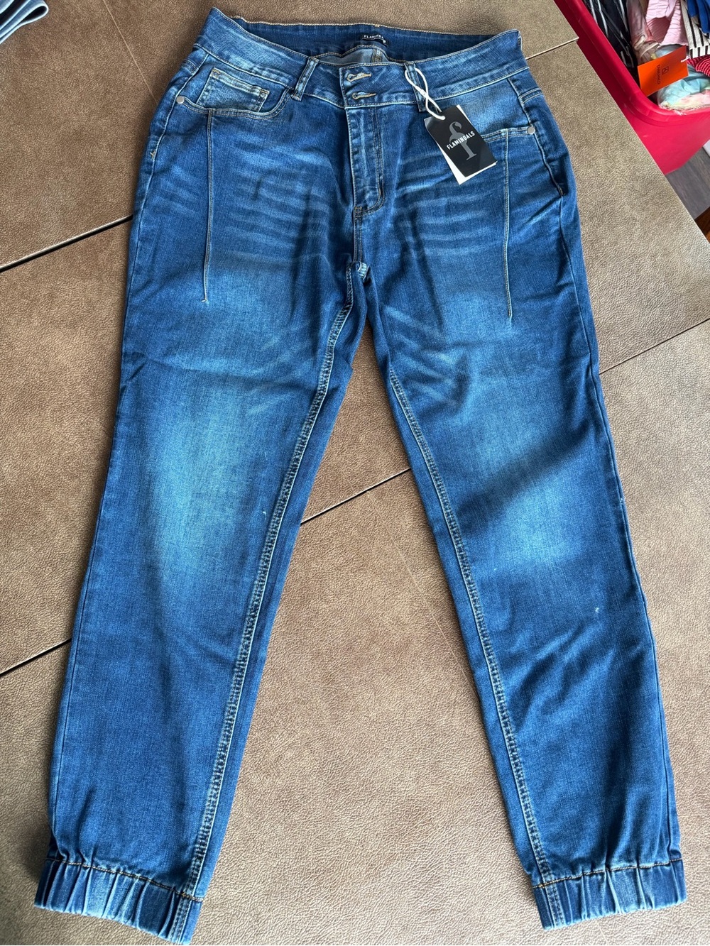 14/16 Flamingals Relaxed Women's Blue Jogger Jeans, NWT, $45